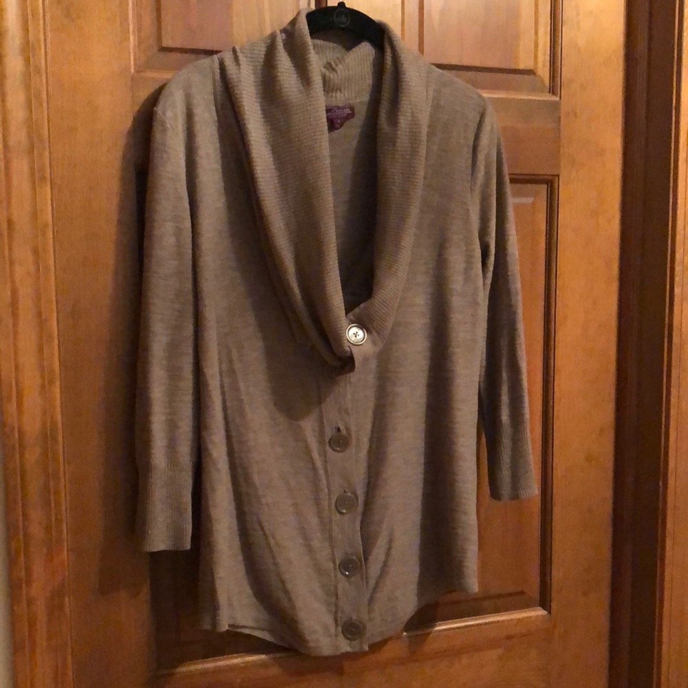 SALE!!! Never worn Cotton Top/Cardigan